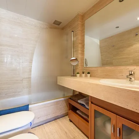 Ramblasrentals Stylish Bright 3br New Catalan Flat 10m Ramblas - Parking - Wifi Barcellona