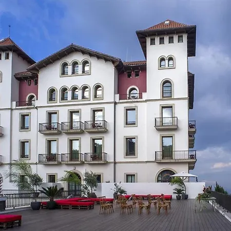 Mett Hotel