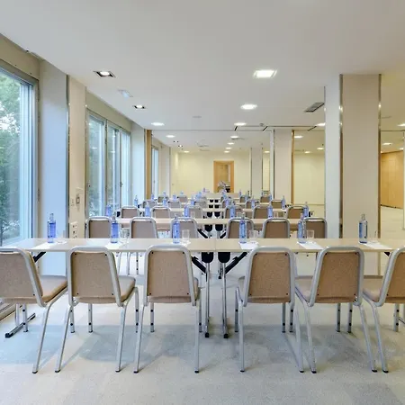 Hotel Hesperia Presidente 4*