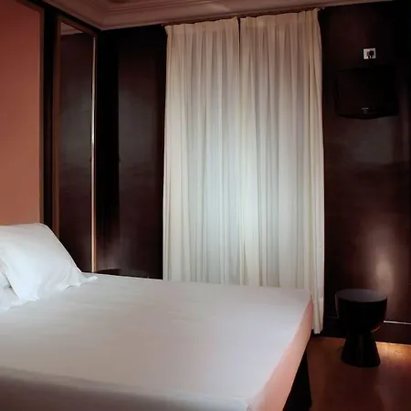 Hotel La França Travellers Adults Only