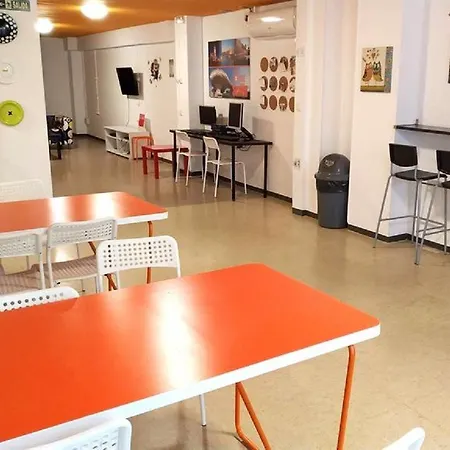 Hostel Arc House