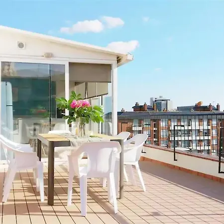 Ferran Pedralbes Penthouse Apartman *