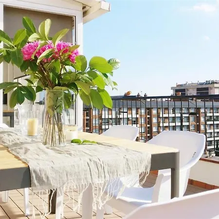 Ferran Pedralbes Penthouse Apartman *