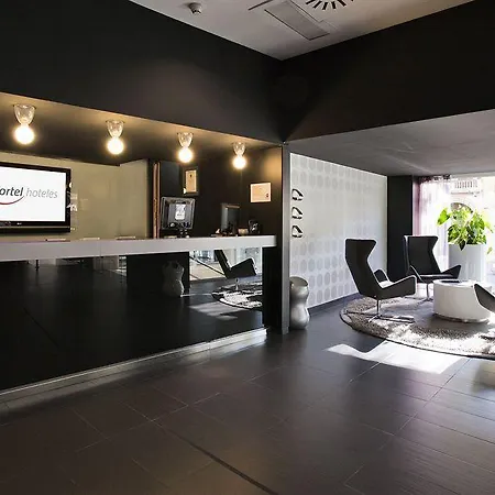 Hotel Ilunion Bel-art 4*