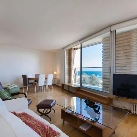 شقة Sea Views & Skyline *