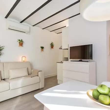 Ola Living Born 아파트 *