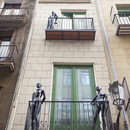 Triple With Private Bathroom In Gothic Maison d'hôtes Barcelone