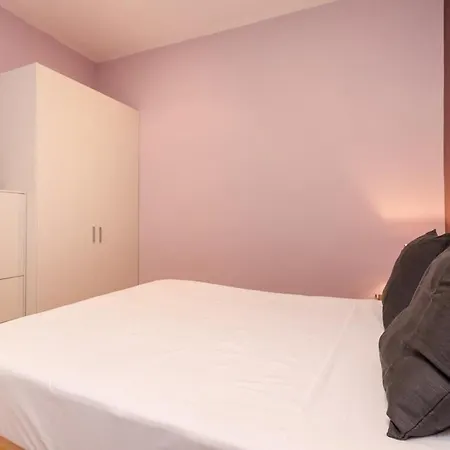 Apartamento Fantastic 2 Bedroom 5 Minutes By Car From Plaza Catalunya
