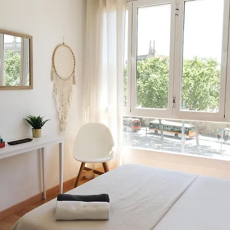 Apartament Sunny And Modern Ideal For Groups Barcelona