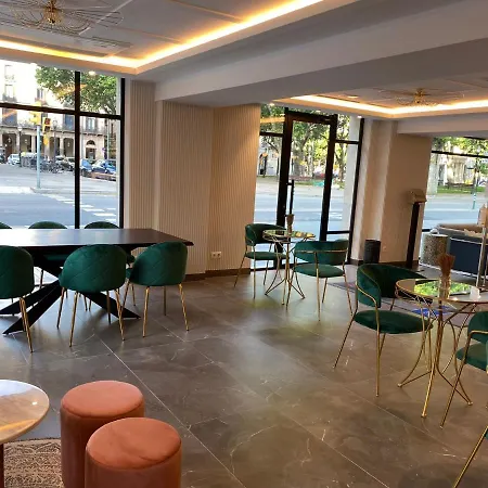 Oasis Hotel