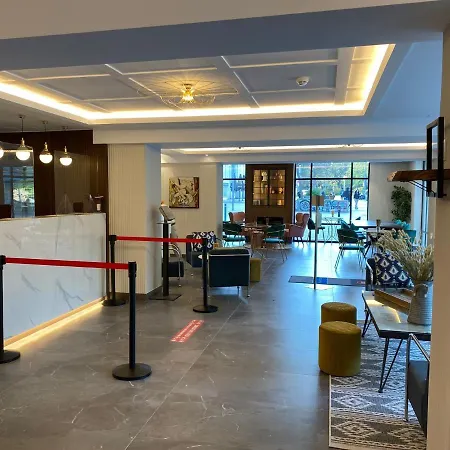 Oasis Hotel Barcelona