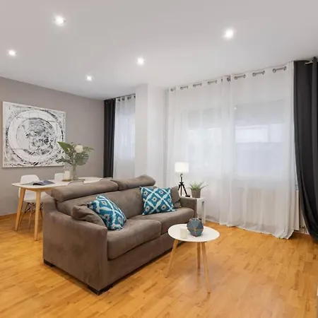 De Gracia 2 Bedroom Cozy Barcelona