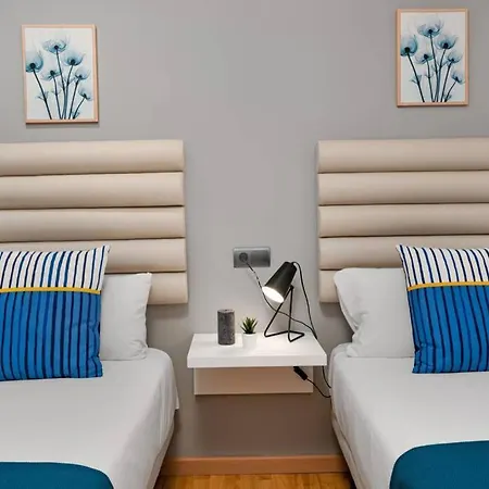 De Gracia 2 Bedroom Cozy