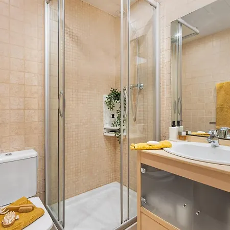 De Gracia 2 Bedroom Cozy Apartamento *