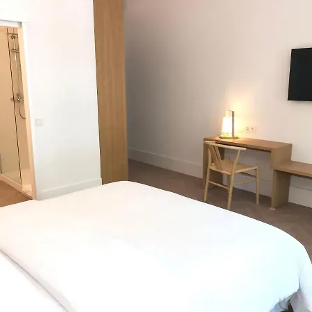 The Mo House 2* برشلونة