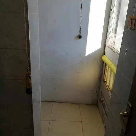 Mendez Nunez 18 Homestay