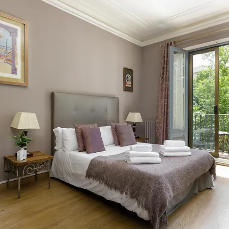 Apartment Enjoy Gran Via *