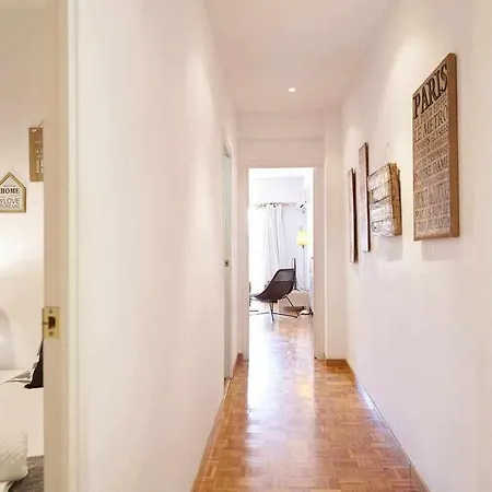 Apartman Sagrada Familia Views Nos Preocupa Su Seguridad *