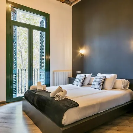 Midtown Luxury By Sweett Apartment