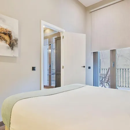 Midtown Luxury By Sweett Apartment *