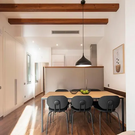 Apartamento Aspasios Market Balconies