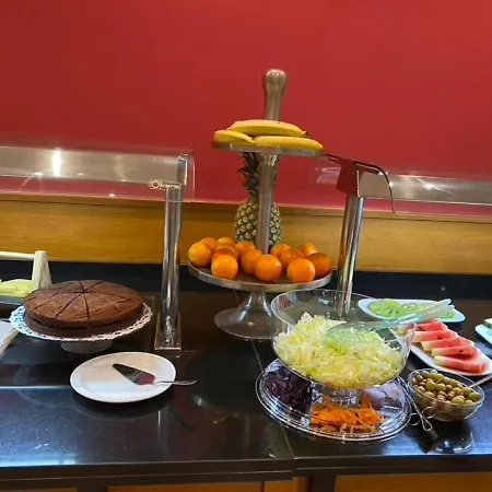 Oasis Hotel