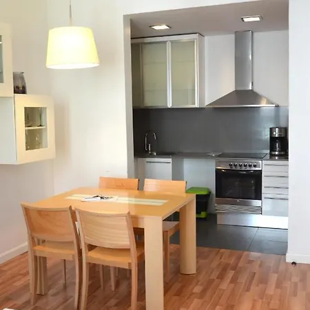 Claris Apartment *