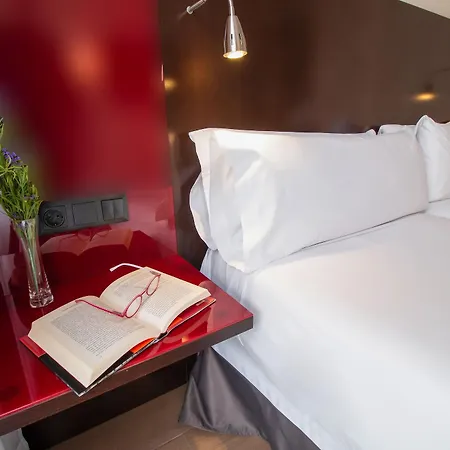 Sm Teatre Auditori Hotel 3*