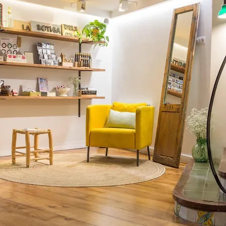 Eco Boutique Grau 2*