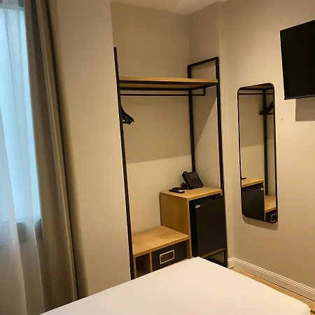 Fontanella By Bcn Urban Gasthof Barcelona