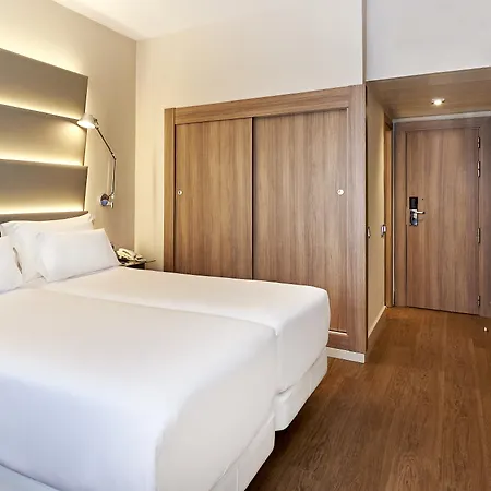 Nh Sants 4*