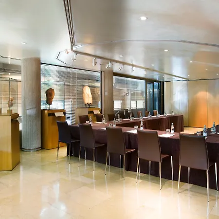 Hotel Claris & Spa Gl, A Small Luxury Of The World