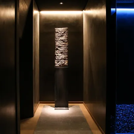 Claris & Spa Gl, A Small Luxury Of The World 5* Barcelona