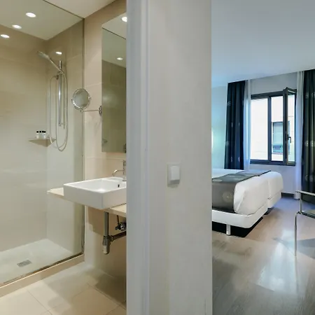 Hotel Catalonia La Boqueria 4*