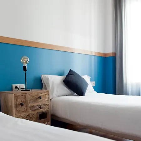 Mh Ramblas Apartament *