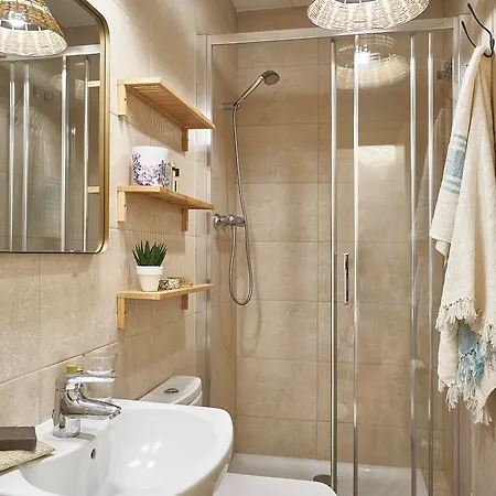 Apartament Sants Station *