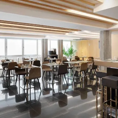 Exe Plaza Catalunya מלון 4*