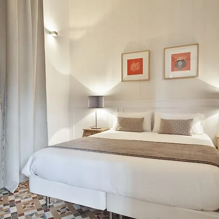 Plaza Catalunya Bed & Breakfast
