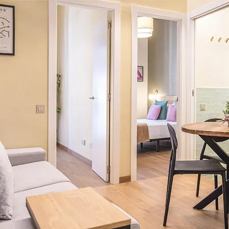 Place Diputacio Apartman *