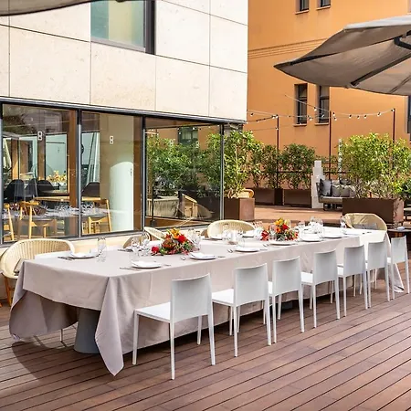 Отель Eurostars Barcelona Central 5*