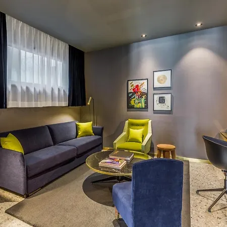 Mate Collection Gerard, Hotel