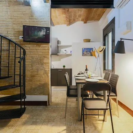 New Listing Duplex Near The Barceloneta شقة برشلونة