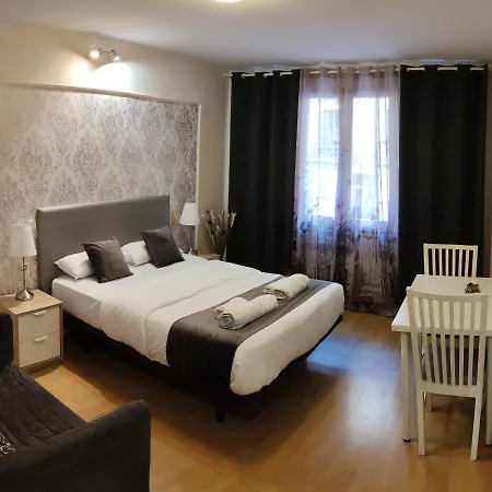 Bruc Hostel