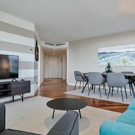 Alcam Llum Deluxe Appartement *