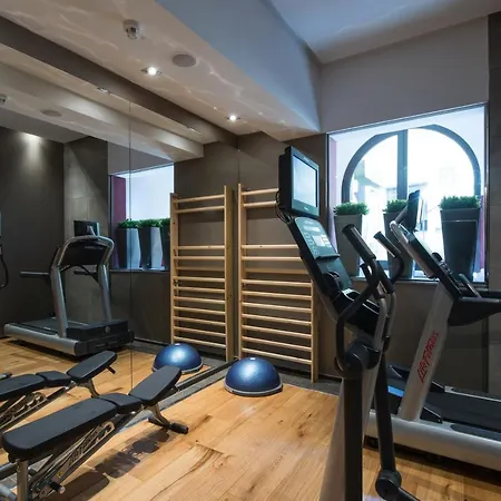 Catalonia Port Hotel 4*
