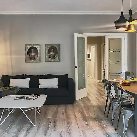 Apartamento Magnificent 4 Bedroom In Eixample *