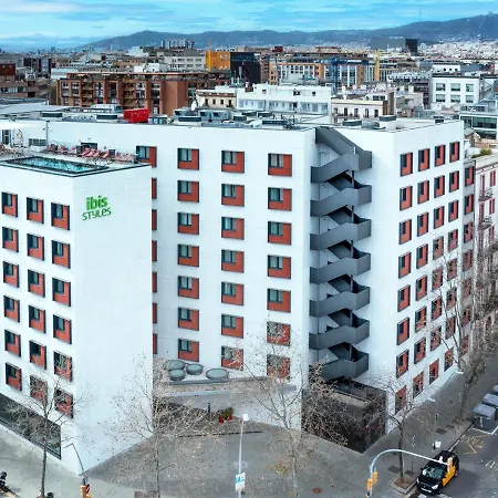 Ibis Styles Bogatell 2*