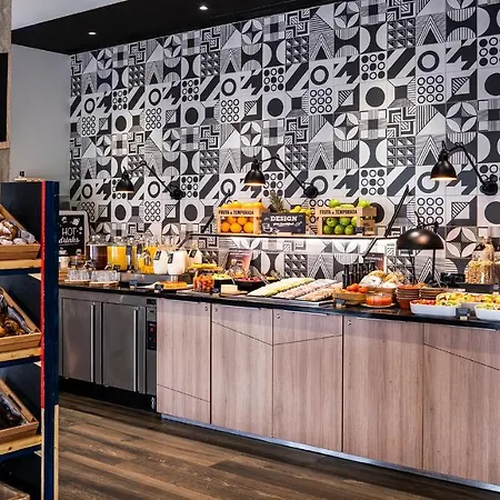Ibis Styles Bogatell Hotel 2*