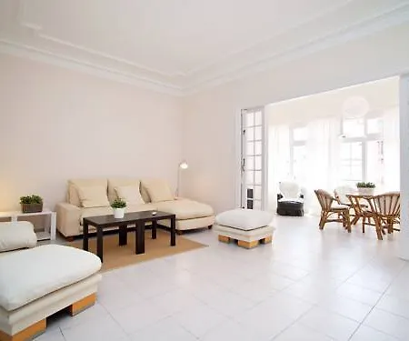Sants-les Corts Galileu By Interhome * Barcelona