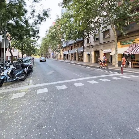 Bebarceloner Eixample - 3 Bedrooms Apartamento *